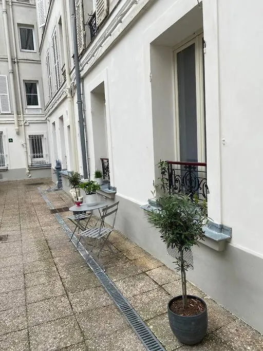 Studio Paris 15E - Quartier Rue Du Commerce Apartamento