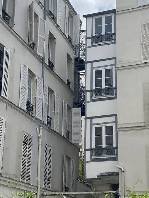Studio Paris 15E - Quartier Rue Du Commerce Apartamento França